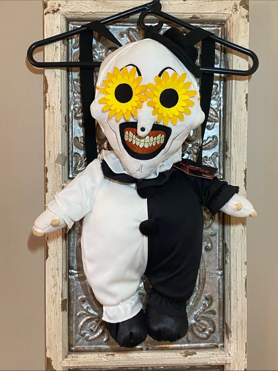 Spirit Handbags - SPIRIT Terrifier Art The Clown Backpack with Yellow Sunflower Eyes